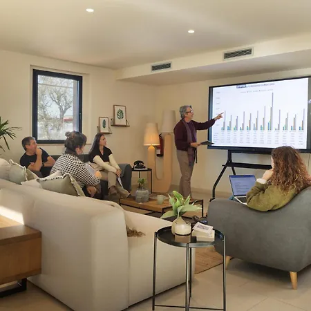 וילה Bufi, Espectacular Casa Con Piscina Interior יאגוסטרה