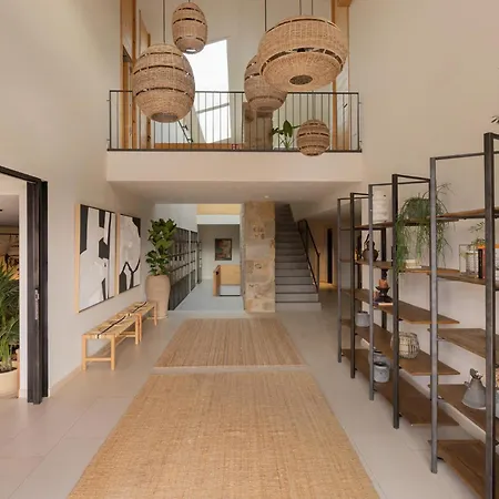 Bufi, Espectacular Casa Con Piscina Interior וילה *
