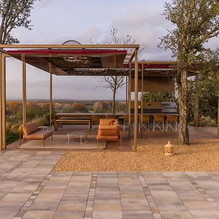 Bufi, Espectacular Casa Con Piscina Interior וילה
