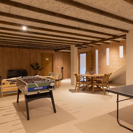 Bufi, Espectacular Casa Con Piscina Interior リャゴステラ