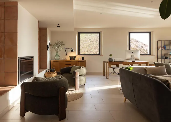 Bufi, Espectacular Casa Con Piscina Interior *
