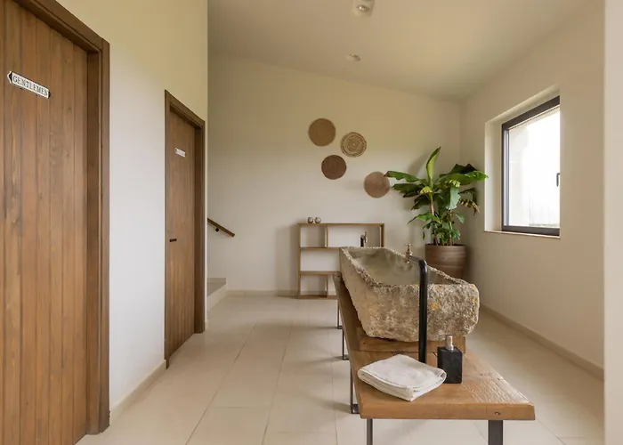 Bufi, Espectacular Casa Con Piscina Interior *