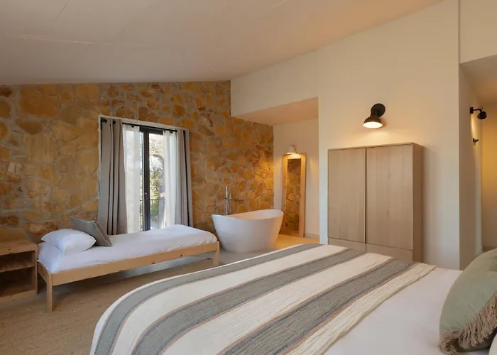 Villa Bufi, Espectacular Casa Con Piscina Interior