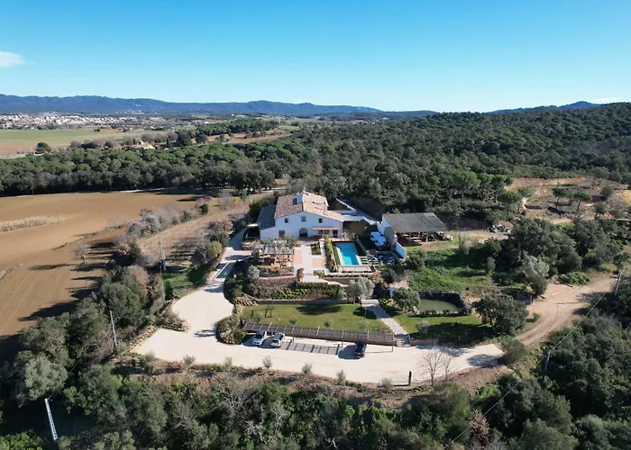 Villa Bufi, Espectacular Casa Con Piscina Interior Llagostera
